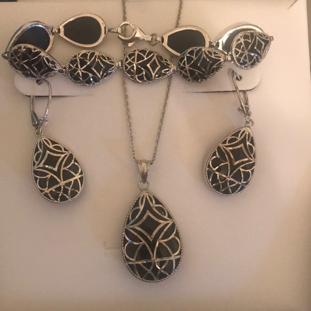 Black onyx jewelry set